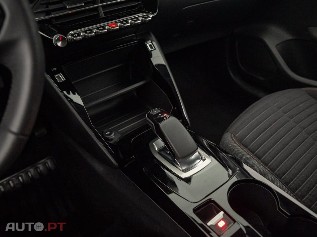 Peugeot E-208 50 kWh Active Pack