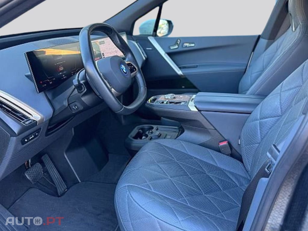 BMW iX I.V.A xDrive50 Sport I.V.A DEDUTÍVEL 