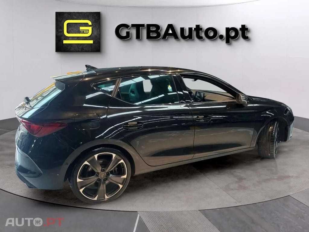 Cupra Leon 1.4 e-Hybrid VZ 245CV