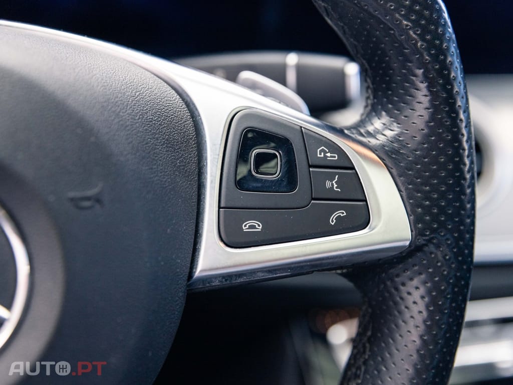 Mercedes-Benz E 220 D AMG