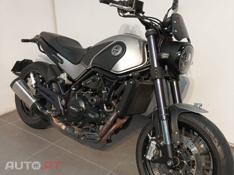Benelli 500 Leoncino