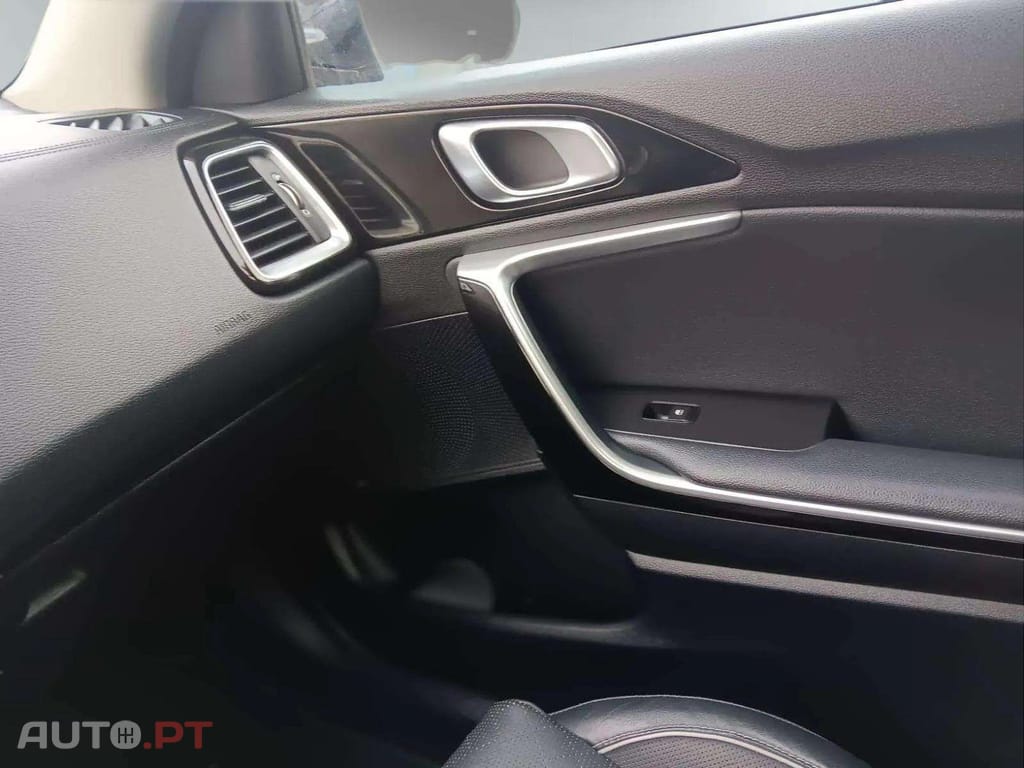 Kia Xceed 1.6 CRDi TECH