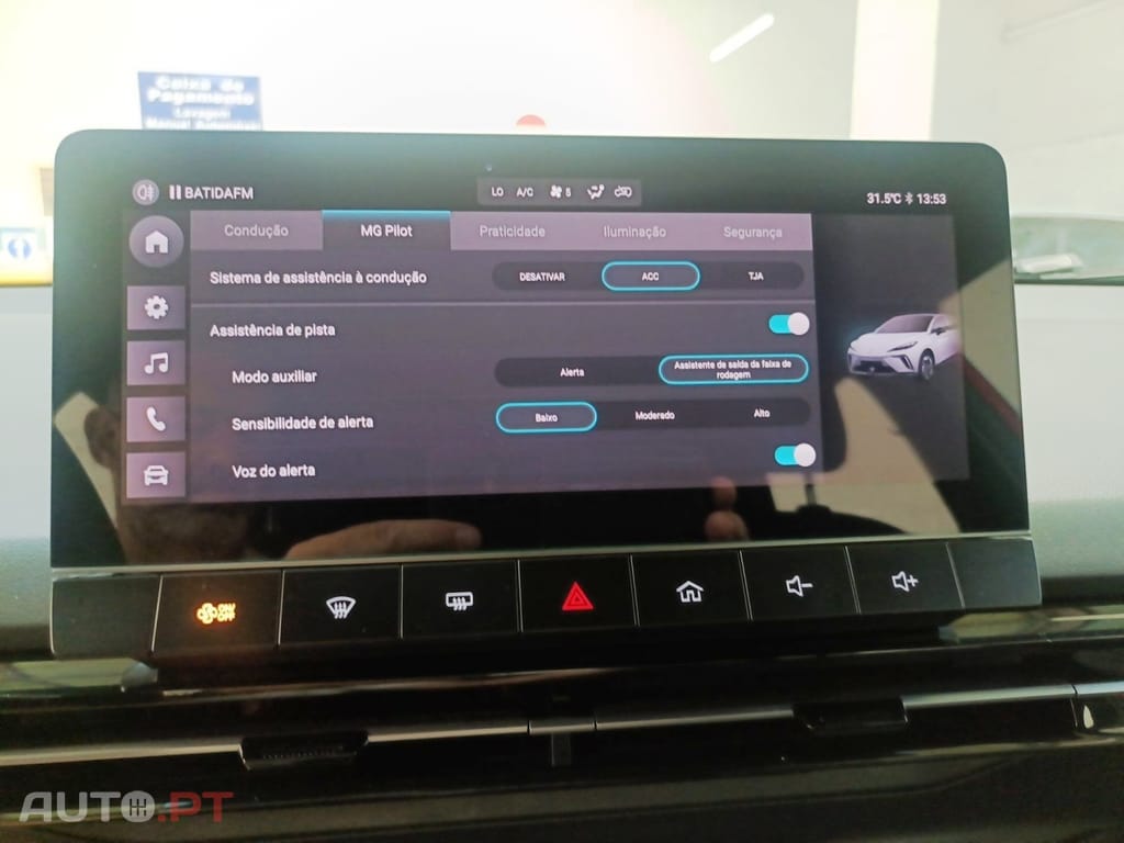 MG MG4 51 kWh Standard