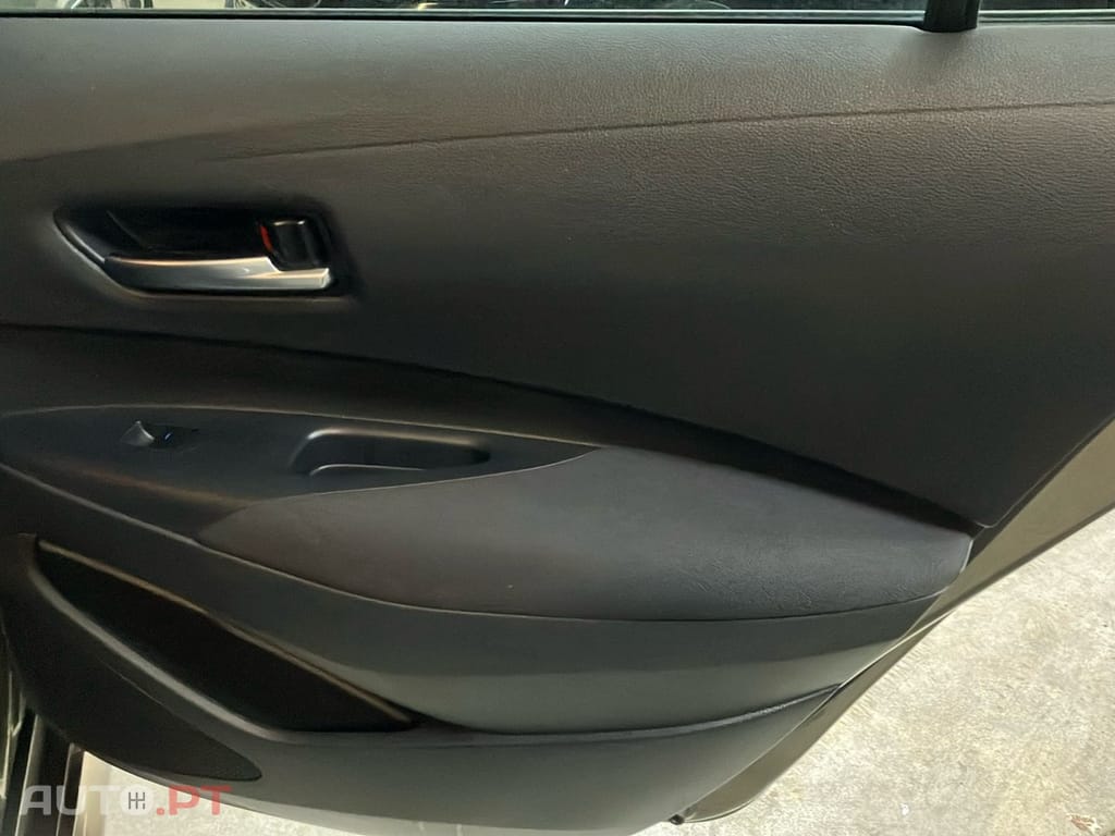 Toyota Corolla Touring Sports 1.8 Hybrid Comfort