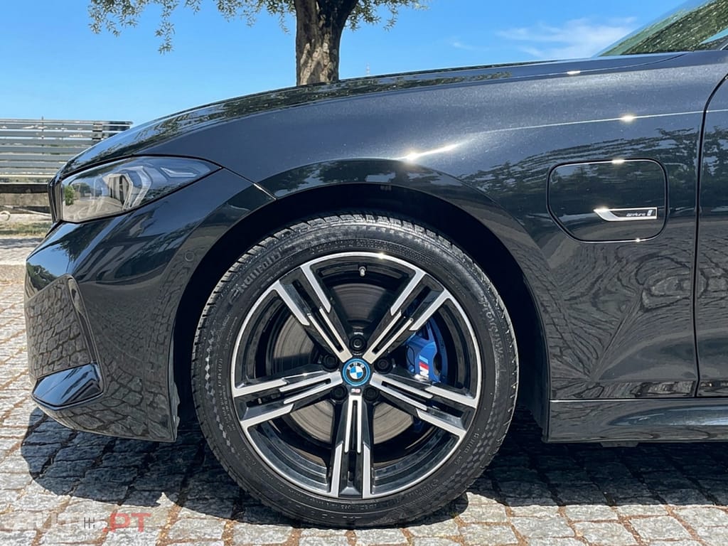 BMW 330 e Touring Aut. M Sport
