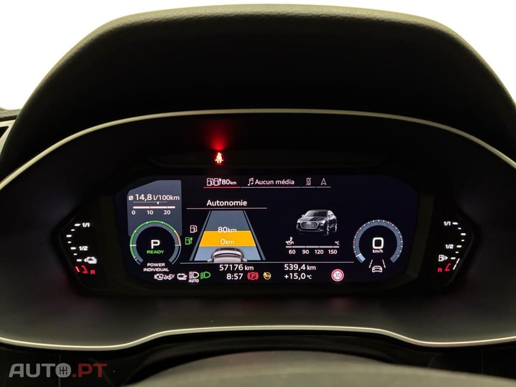 Audi Q3 45 TFSIe S line S tronic