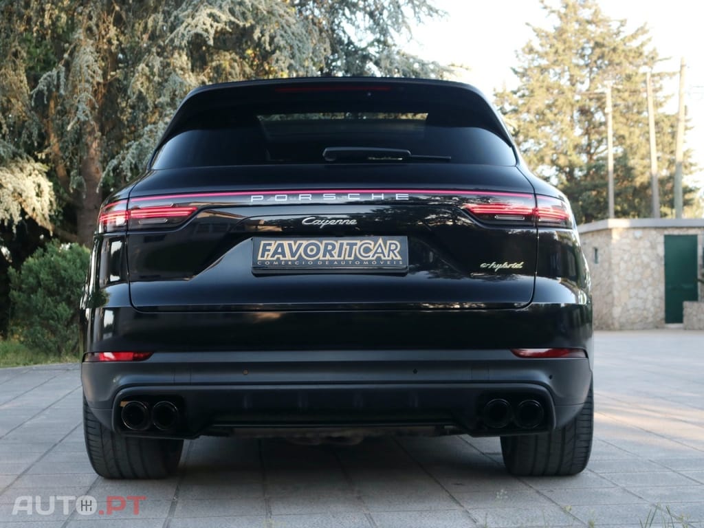 Porsche Cayenne E-Hybrid Platinum Edition