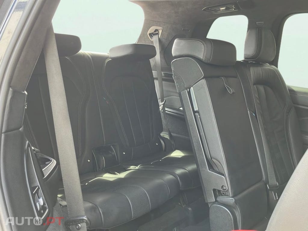 BMW X7 40 d xDrive Pack M