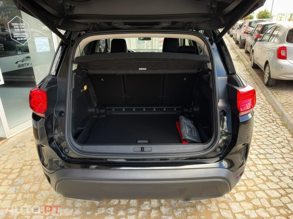 Citroën C5 Aircross 1.5 BlueHDi Shine Pack EAT8 — fotografia 21