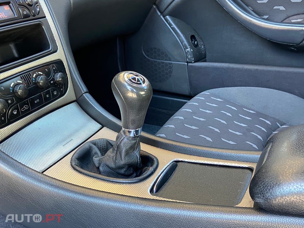 Mercedes-Benz C 220 CDI COUPE