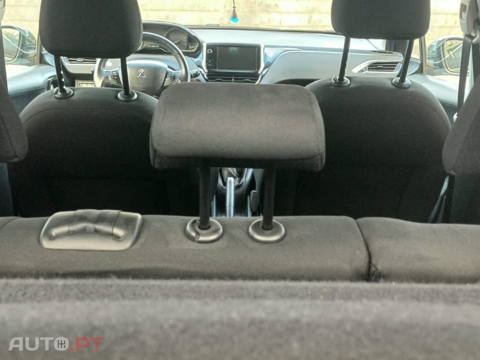 Peugeot 208 1.2 PureTech Style