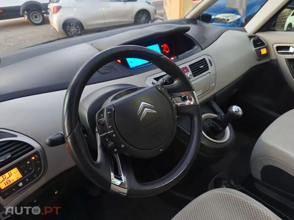 Citroen C4 Picasso 1.6 HDi Exclusive
