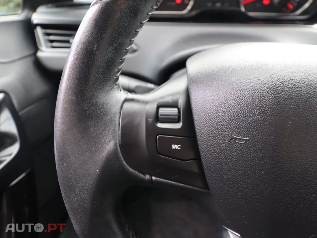 Peugeot 208 1.4 HDi Active
