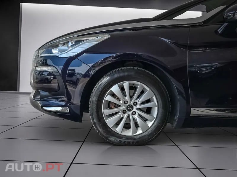 DS DS5 1.6 BlueHDi So Chic