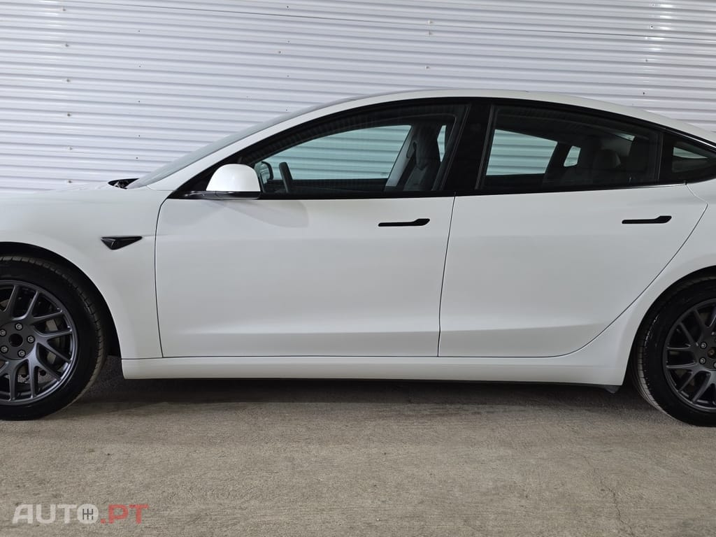 Tesla Model 3 Tração Traseira Premium