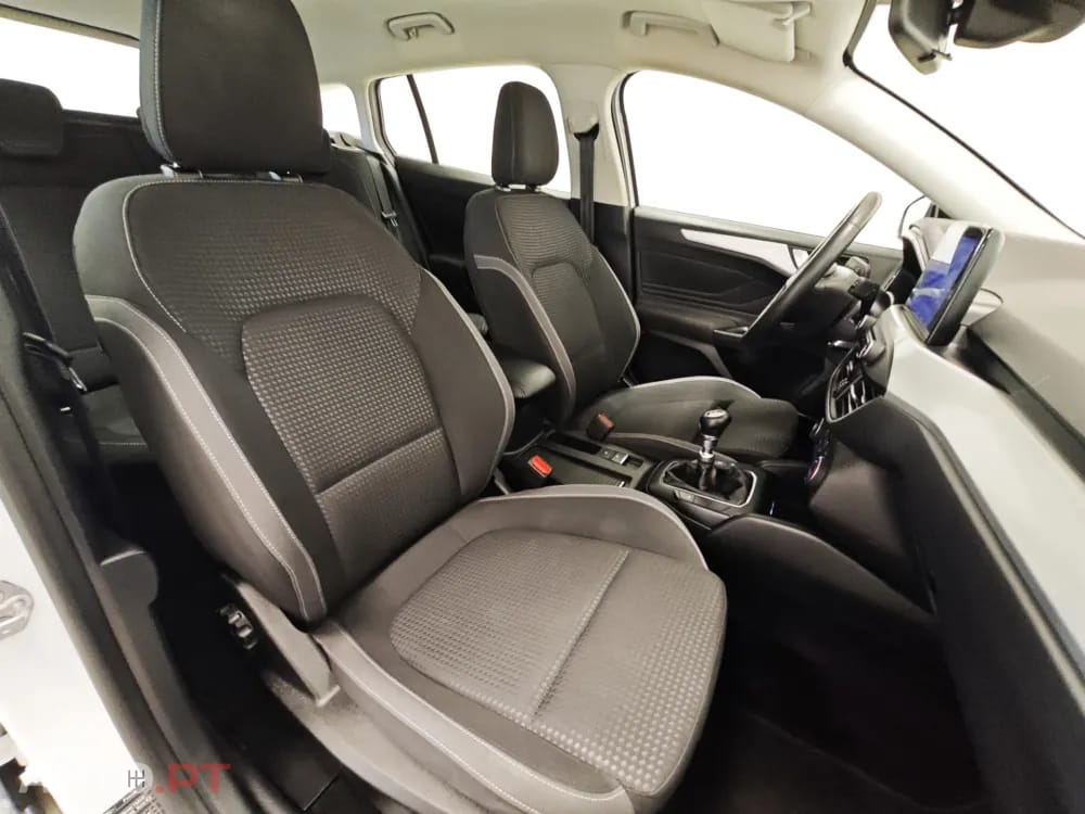 Ford Focus SW 1.0 EcoBoost MHEV Connected