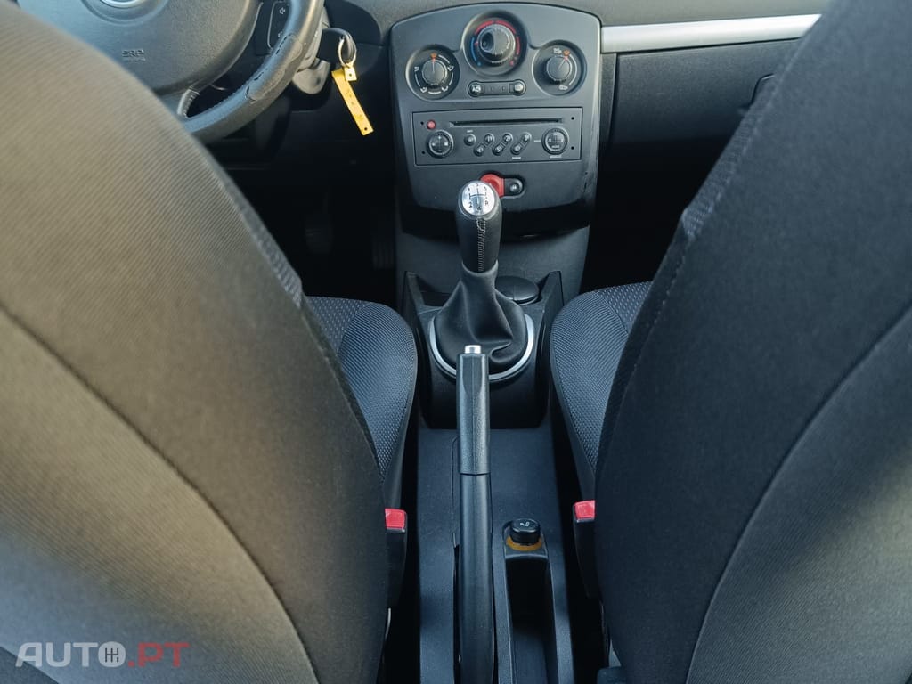 Renault Clio 1.2 16V Dynamique S