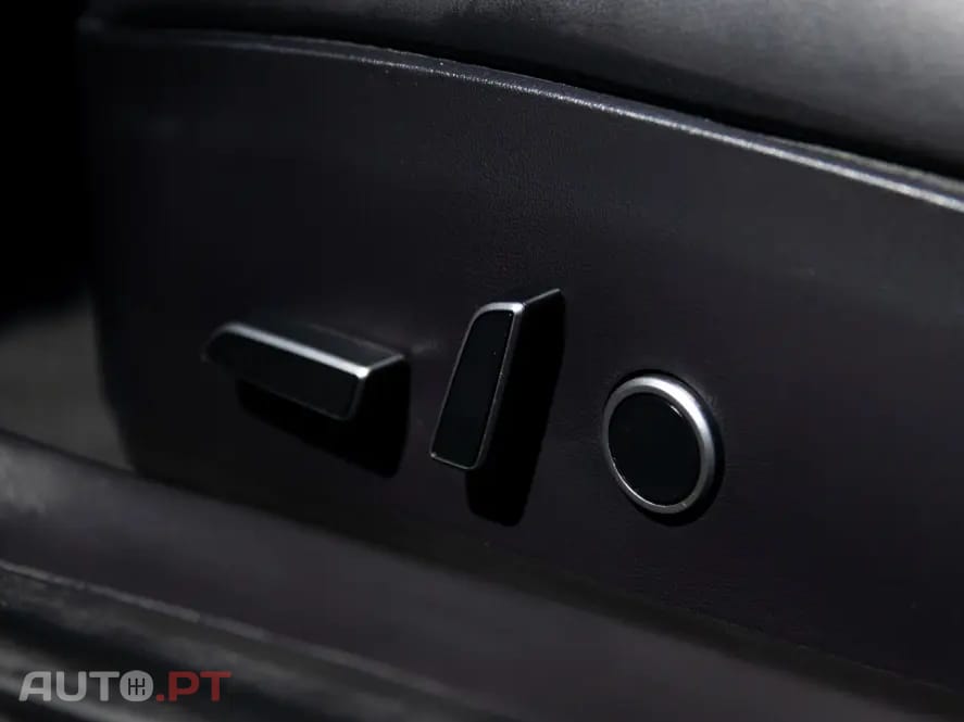 Tesla Model 3 Long Range AWD Dual Motor Performance