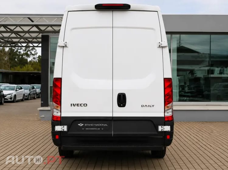 Iveco Daily 2.3 35C16 3000 CD