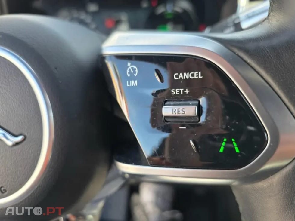 Jaguar I-Pace EV400 R-Dynamic SE AWD
