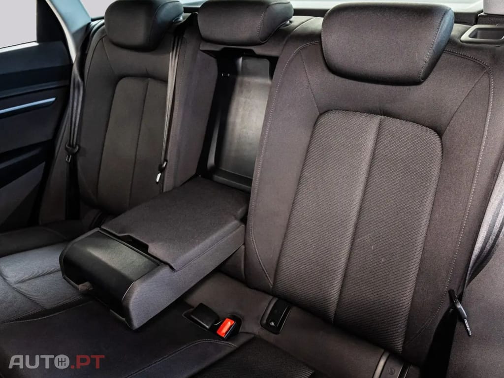 Audi E-Tron I.V.A DEDUTÍVEL 55 ADVANCED 21Z.