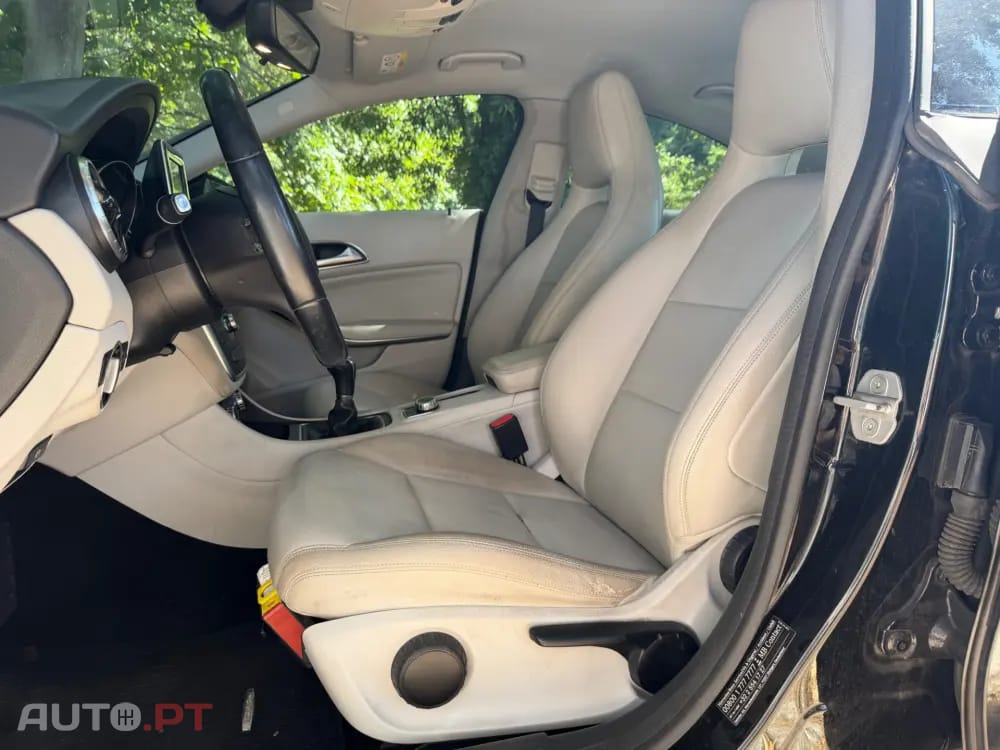 Mercedes-Benz CLA 200 CDI AMG Line