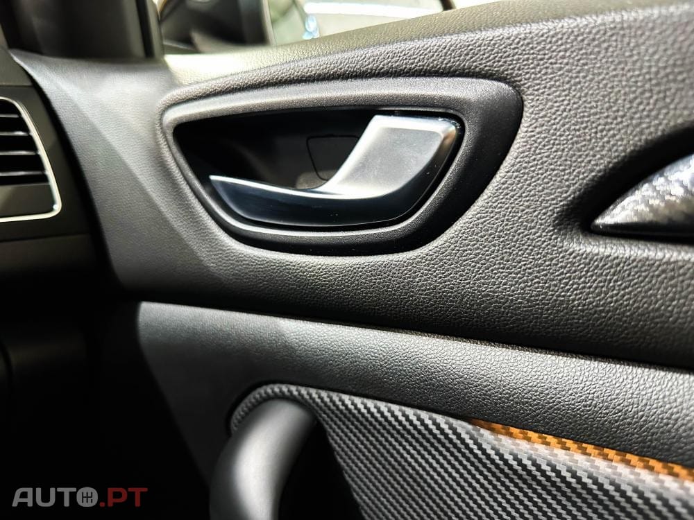 Renault Mégane 1.8 TCe R.S. EDC J19