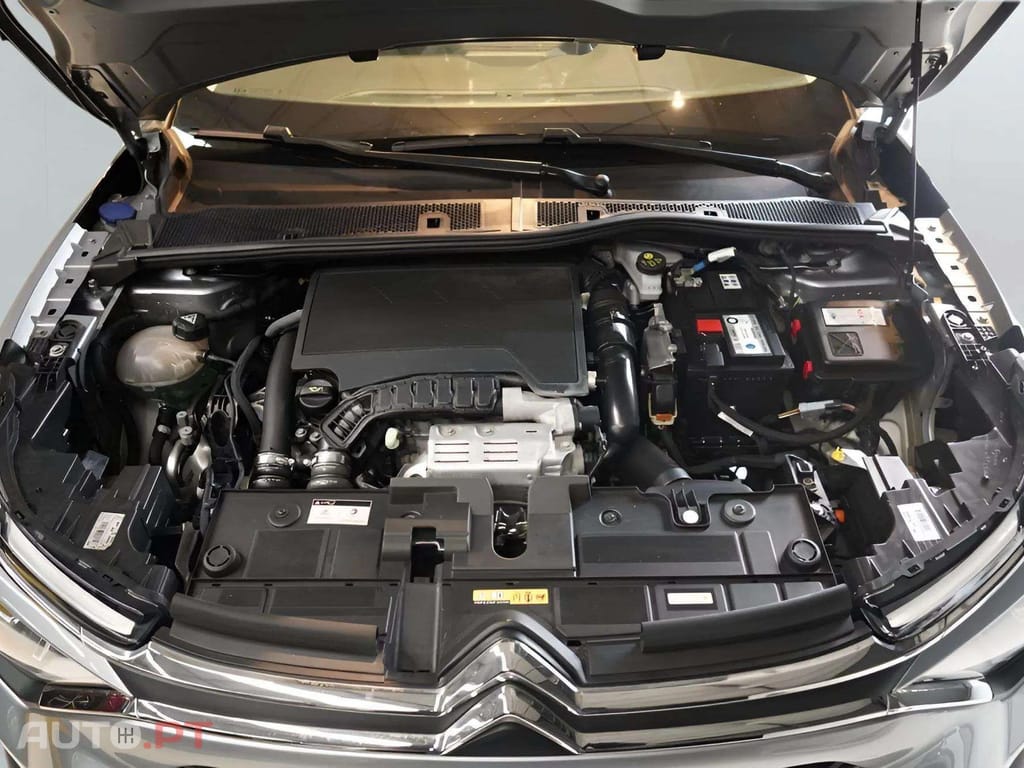 Citroen C4 1.2i Feel EAT8