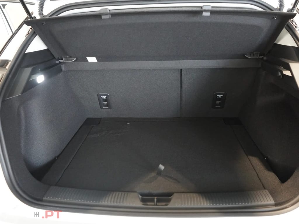 MG MG4 64 kWh Luxury