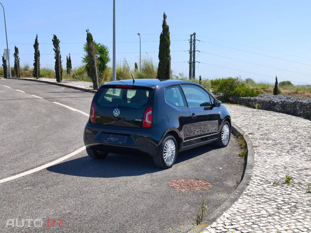 Volkswagen Up! 1.0 BlueMotion High