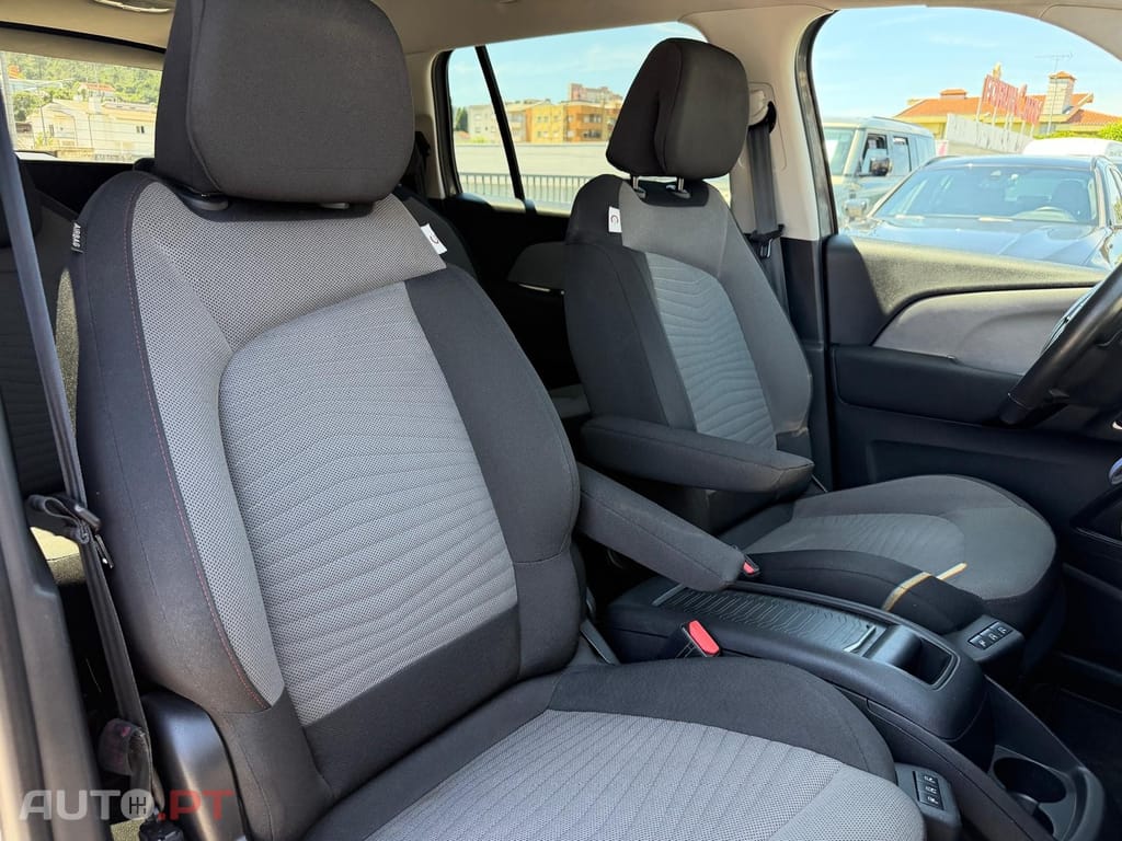 Citroen C4 SpaceTourer 1.5 BlueHDi Shine EAT8