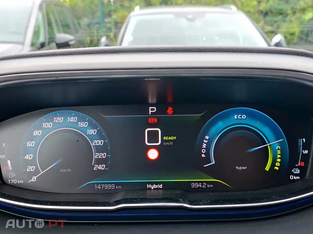 Peugeot 3008 1.6 Hybrid Allure e-EAT8