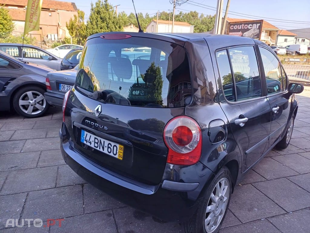 Renault Modus 1.2 Confort — fotografia 4