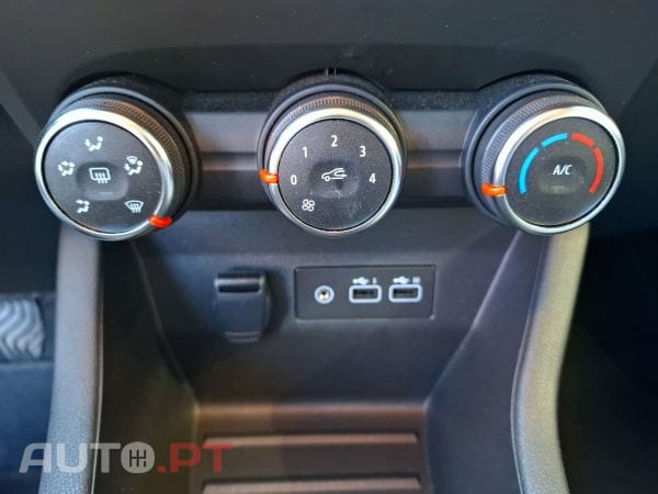 Renault Clio TCe 100 Bi-Fuel Evolution