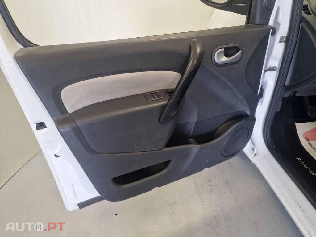 Renault Kangoo COMBI 1.5 DCI LUGARES 5
