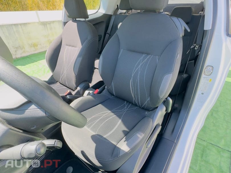 Peugeot 208 PureTech 68 Active