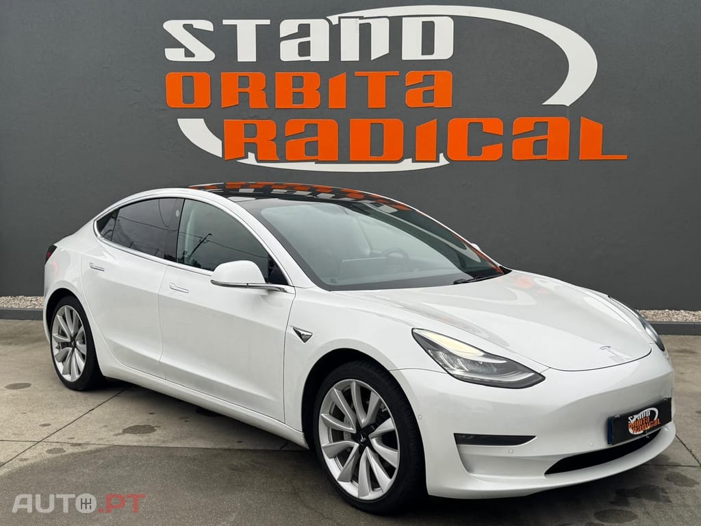 Tesla Model 3 Long-Range Dual Motor AWD