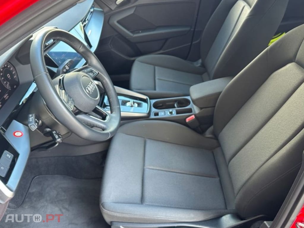 Audi A3 Sportback 40 TFSIe advanced I.V.A DEDUTÍVEL