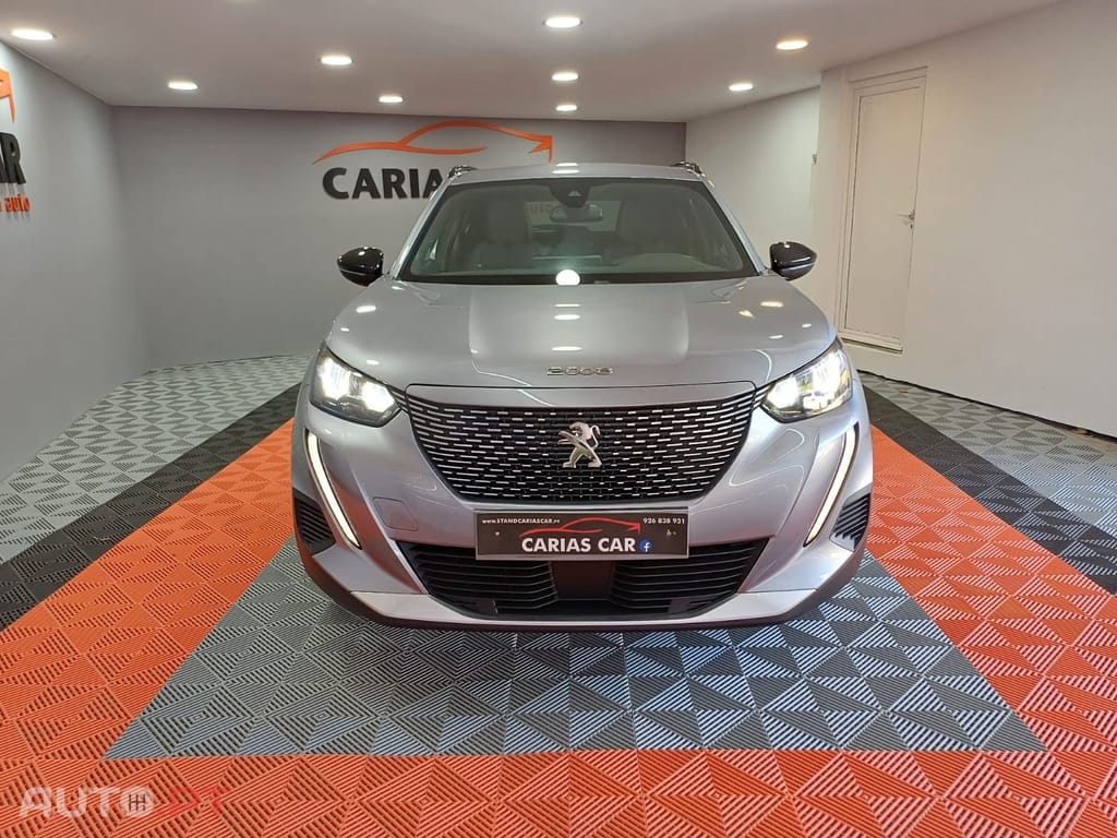 Peugeot E-2008 50 kWh Allure