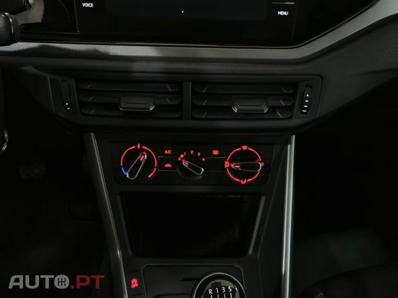 Volkswagen Polo 1.0 Confortline