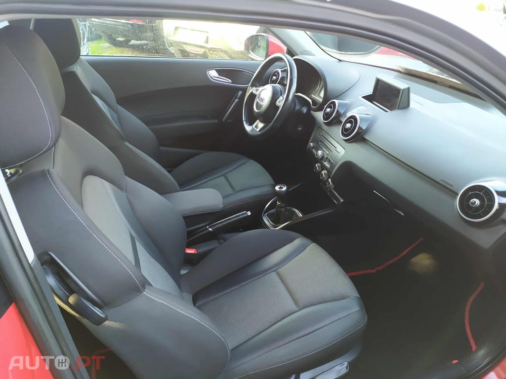 Audi A1 1.6 TDI 90 CV SPORT