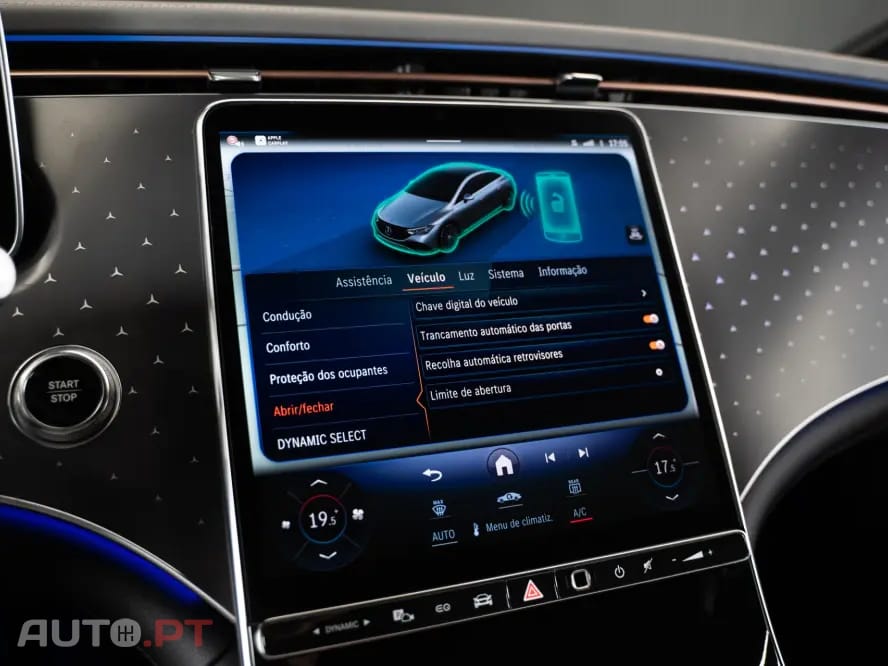 Mercedes-Benz EQE 300 Electric Art