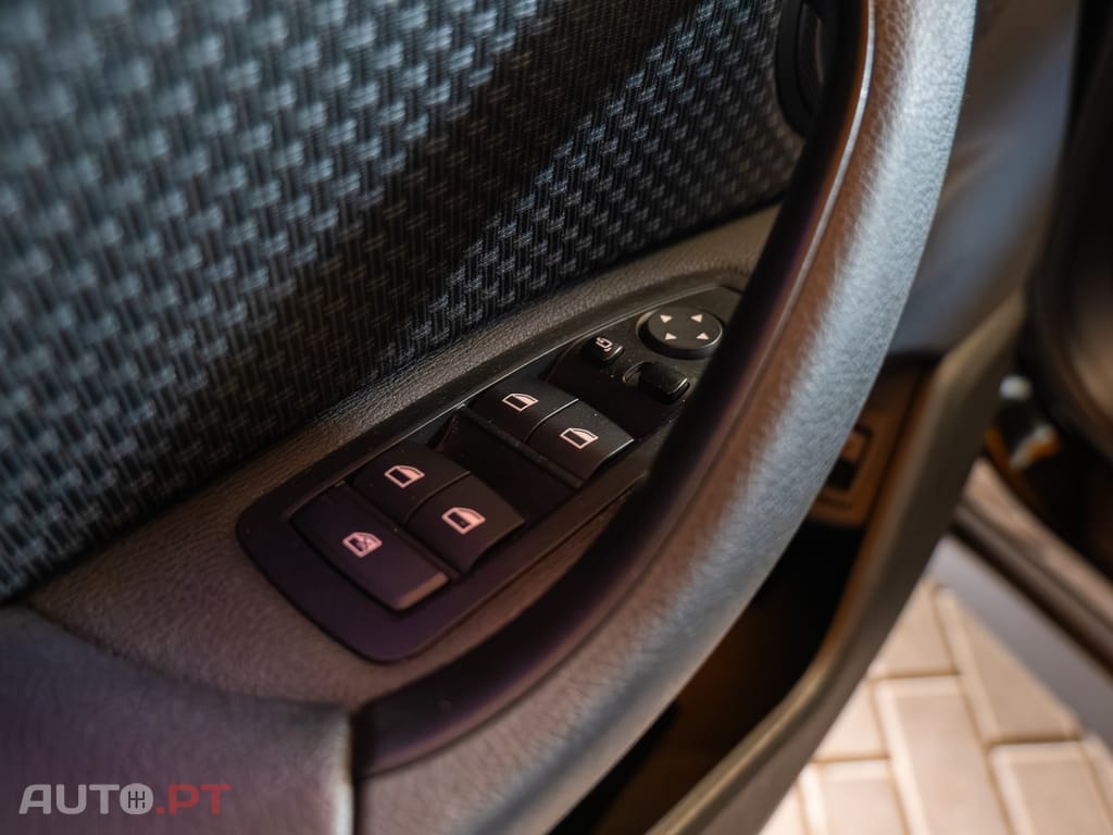 BMW X1 16 d sDrive Auto