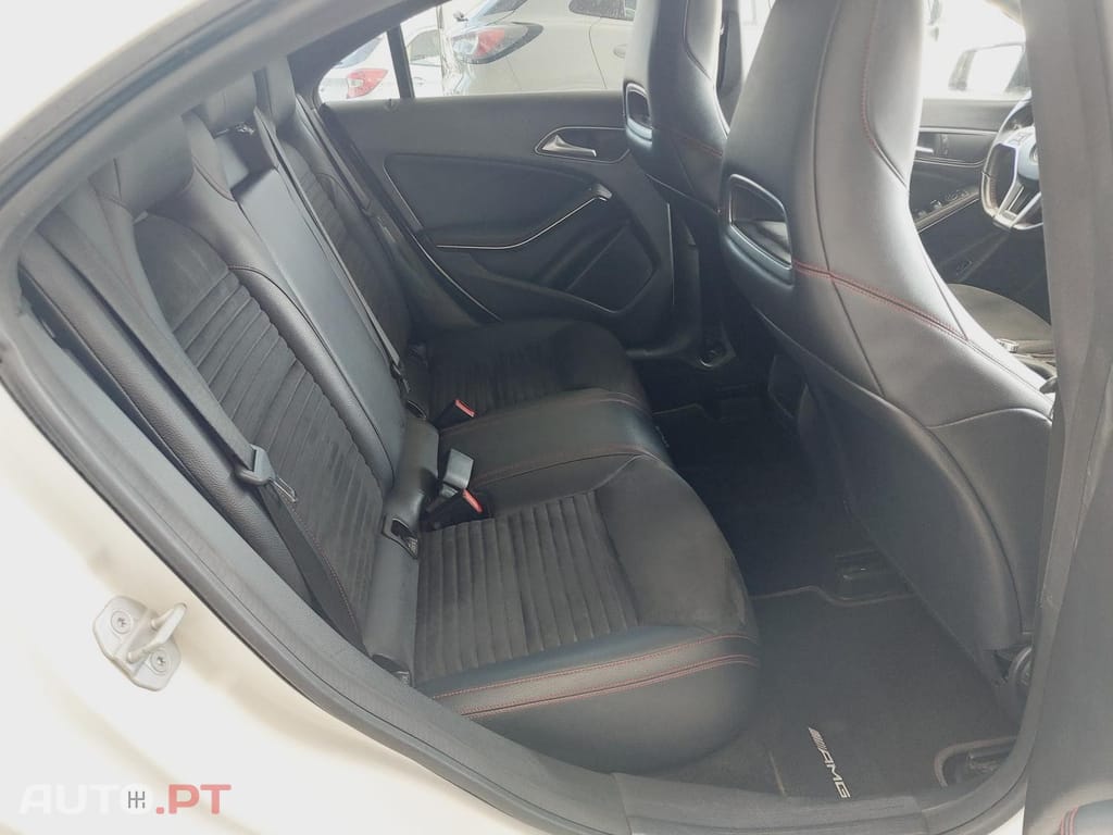 Mercedes-Benz CLA 200 CDi AMG Line