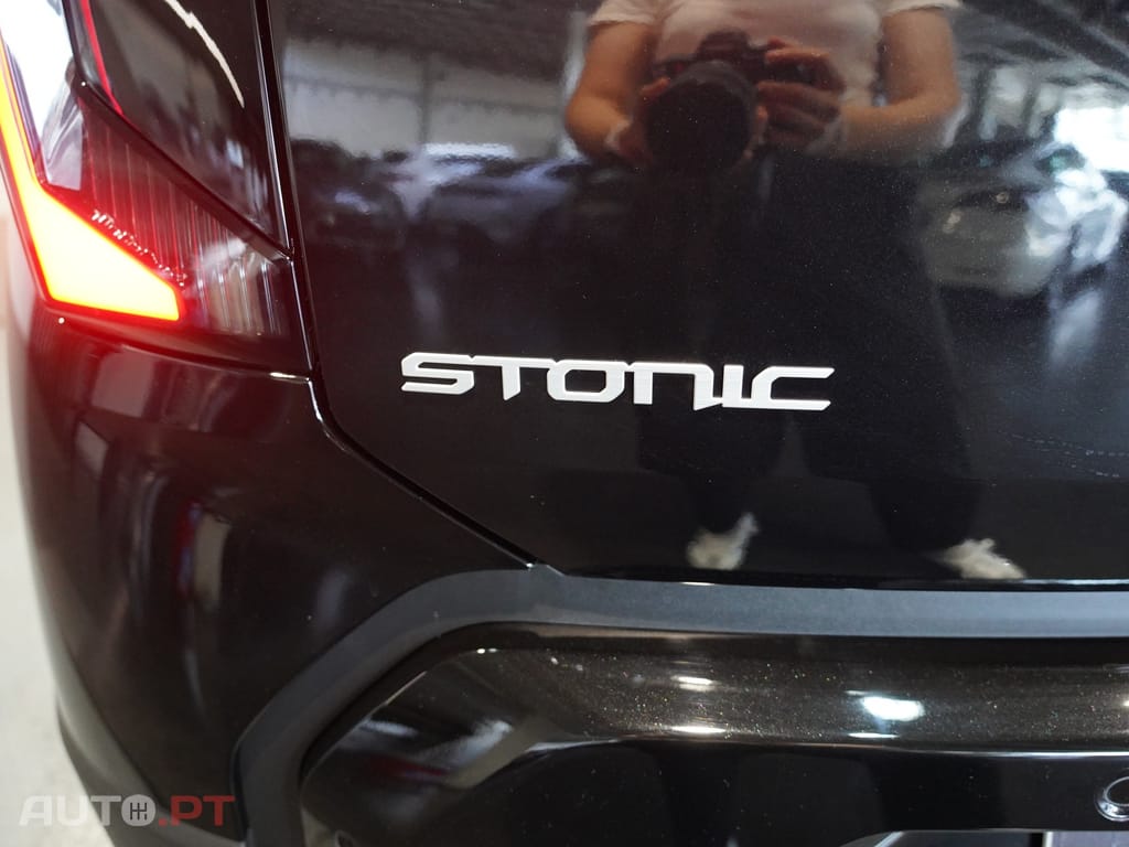 Kia Stonic 1.0 T-GDi Tech