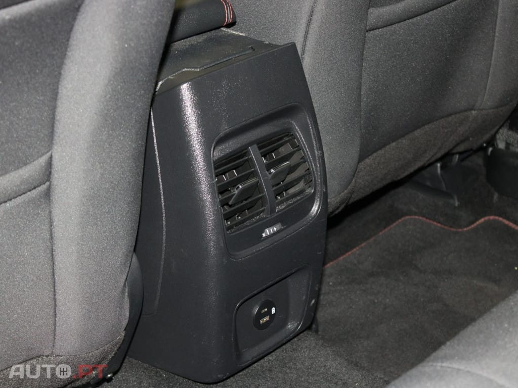 Ford Kuga 1.5 ECOBOOST ST LINE