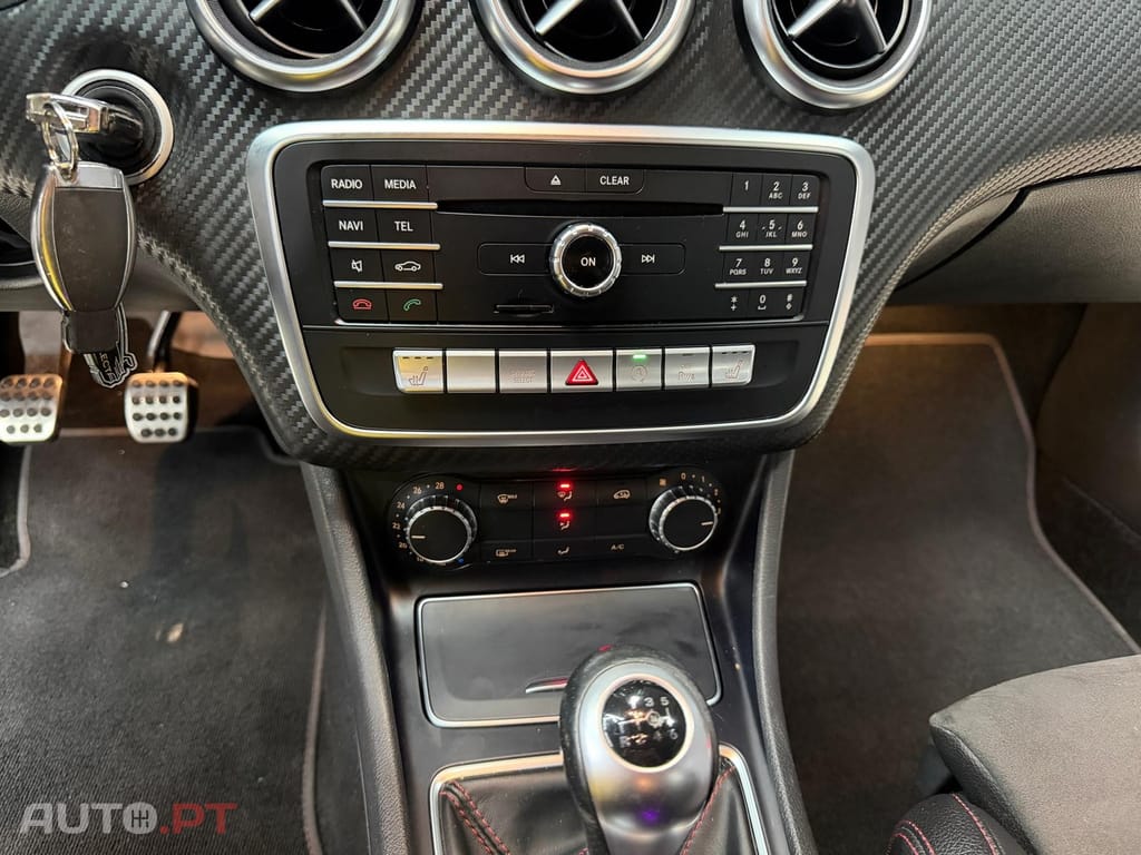 Mercedes-Benz A 180 Amg line