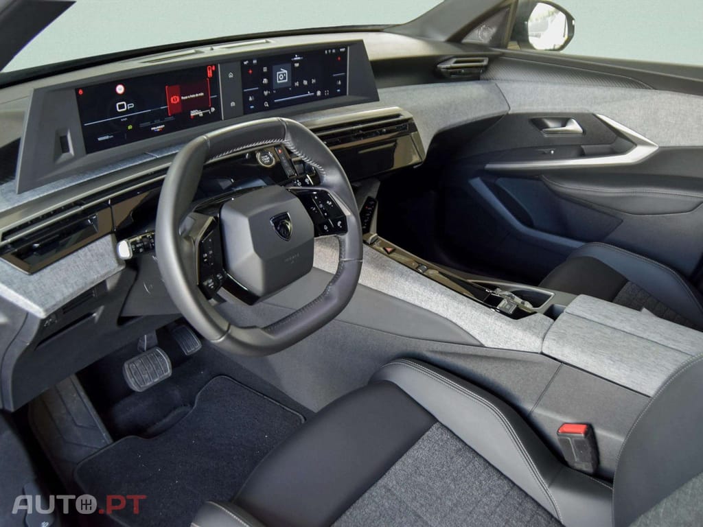 Peugeot 5008 1.2 Hybrid Allure e-DCS6