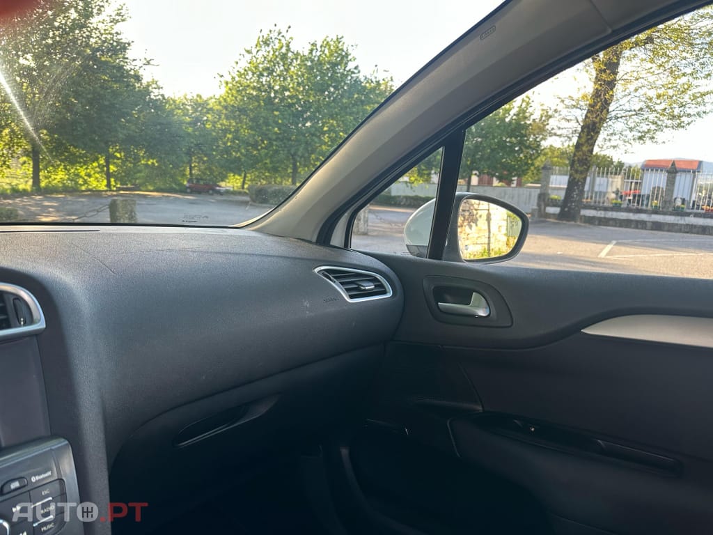 Citroen C4 1.6 e-HDi Exclusive J17 CMP6