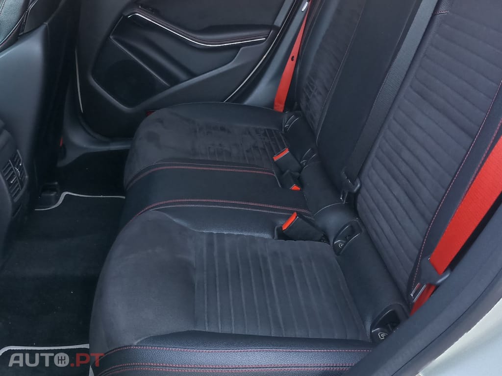 Mercedes-Benz CLA 45 AMG Shooting Brake 4-Matic